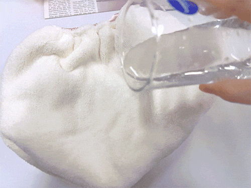 好？10分钟轻松养成女明星「绸缎发」澳门新葡京入口洗完头自然风干还是吹干(图2)