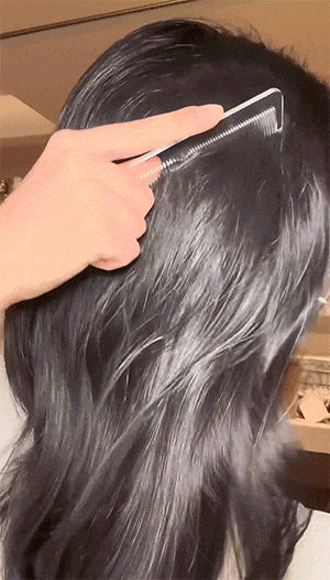 好？10分钟轻松养成女明星「绸缎发」澳门新葡京入口洗完头自然风干还是吹干(图17)